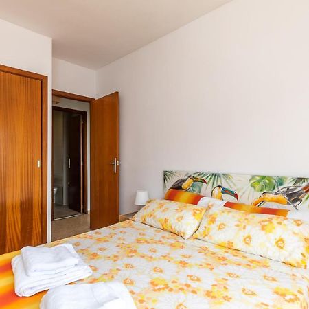 Isola Beachside Apartment Valencia Bagian luar foto