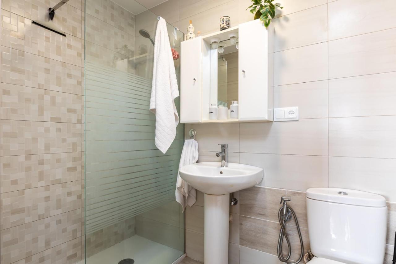 Isola Beachside Apartment Valencia Bagian luar foto